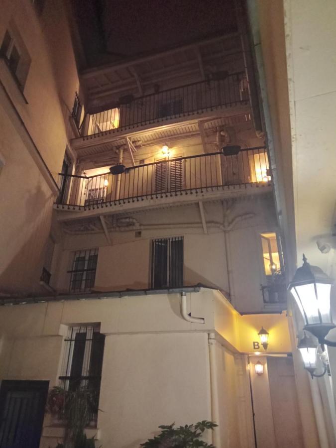 Apartment 2 Pieces 9 Eme Paris